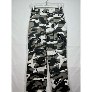 Almost Famous Cargo Pants Womens Black White Gray‎ Camo 23X25 Sz Small